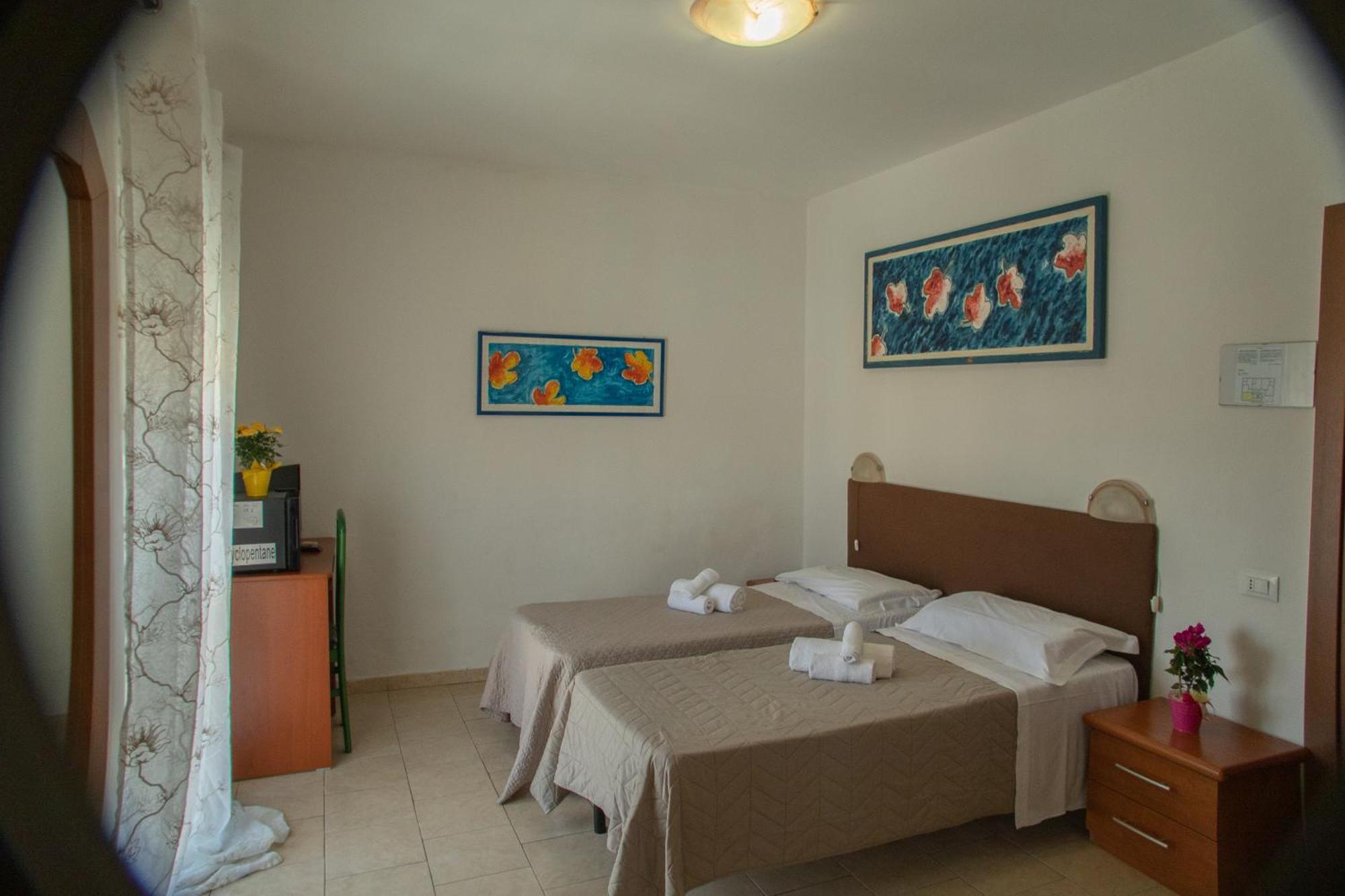 Hotel Ariston ปีออมบีโน ภายนอก รูปภาพ